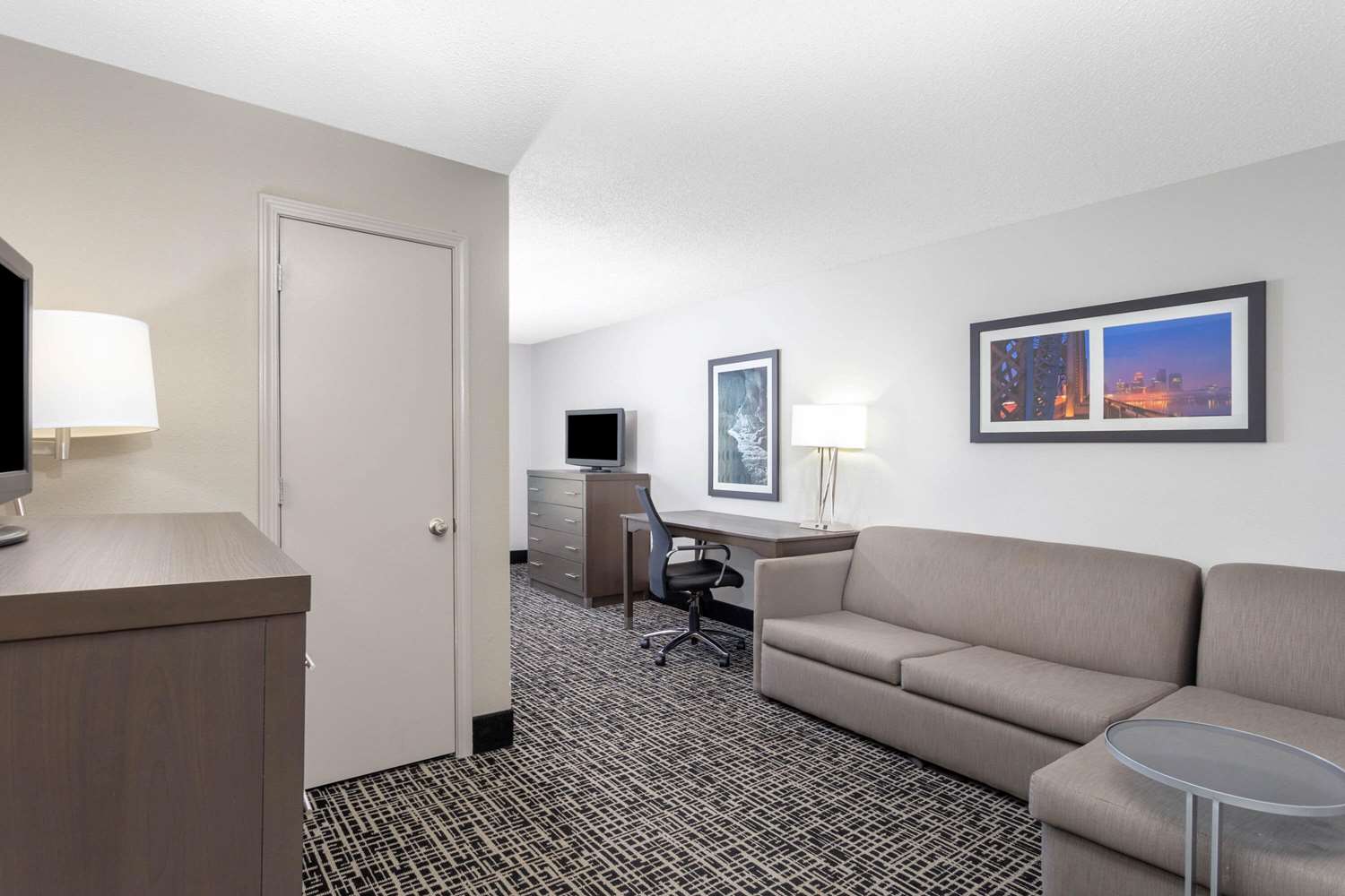 La Quinta Inn & Suites by Wyndham Hopkinsville 17/41