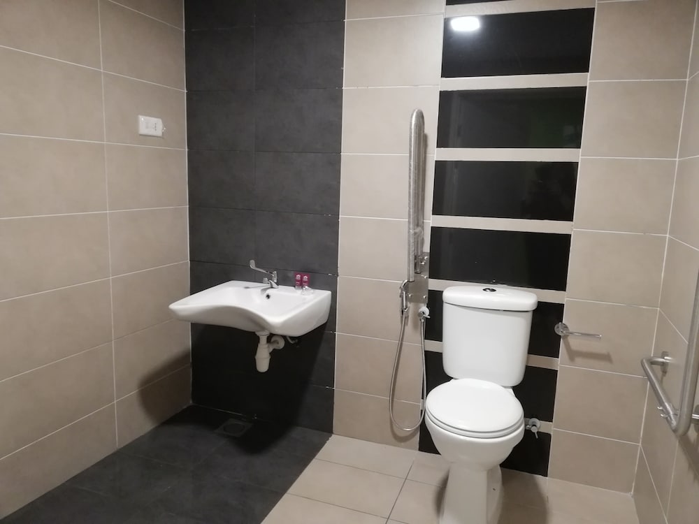 De Palma Hotel Shah Alam 32/63