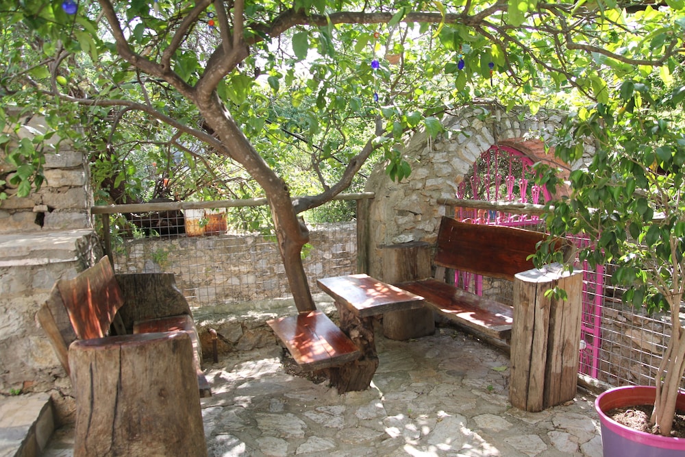 Eski Datca Pansiyon Cafe 21/50