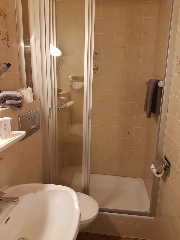 Kurhotel Roswitha 10/72