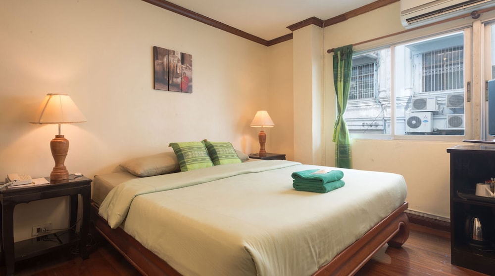New Road Guest House 8/34