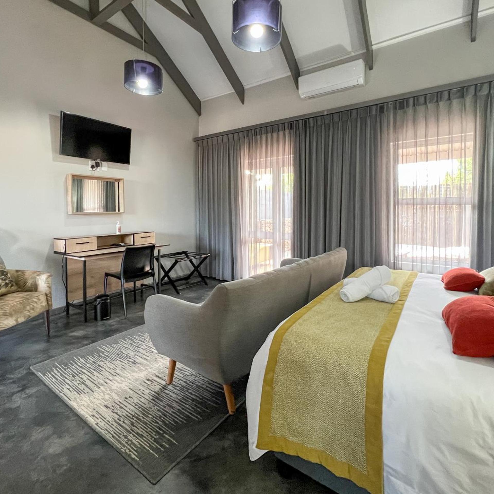 The Featherbed - Oudtshoorn 18/50