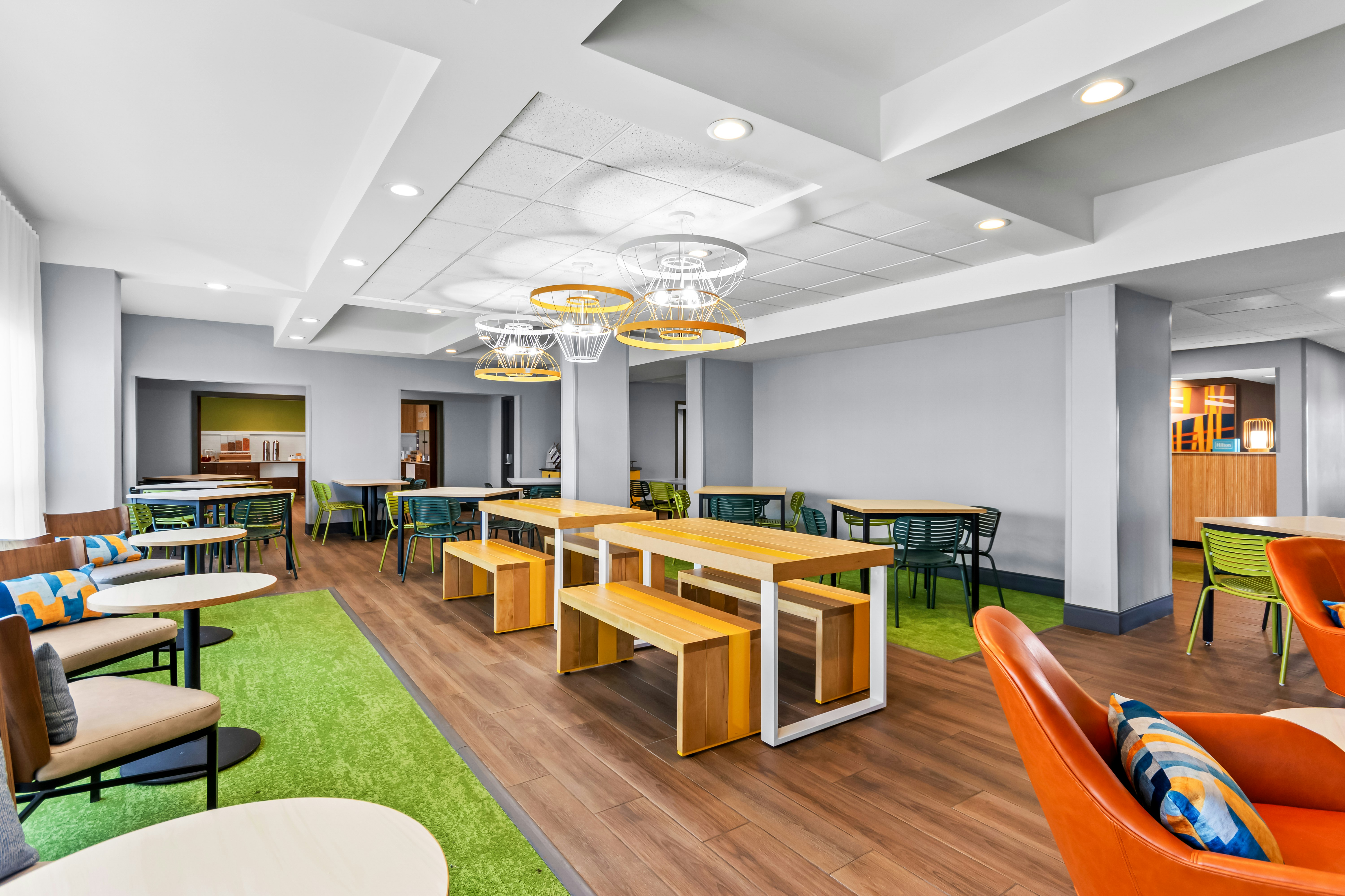 Spark by Hilton Bardstown 35/49