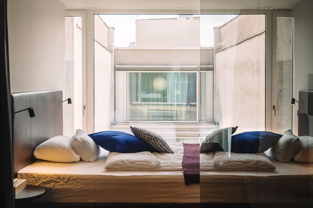 DESIGN, PENTHOUSE SUITE