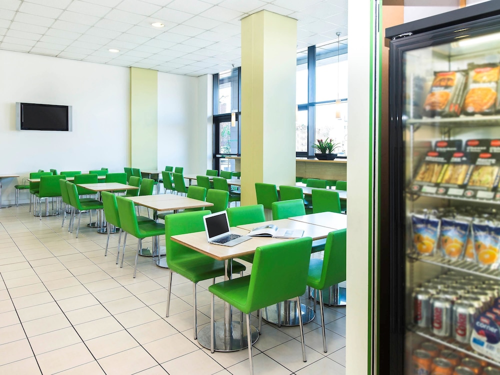 Ibis Budget Leeds Centre Crown Point Road 53/63
