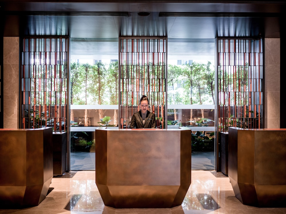 INTERCONTINENTAL SINGAPORE ROBERTSON QUAY 38/78