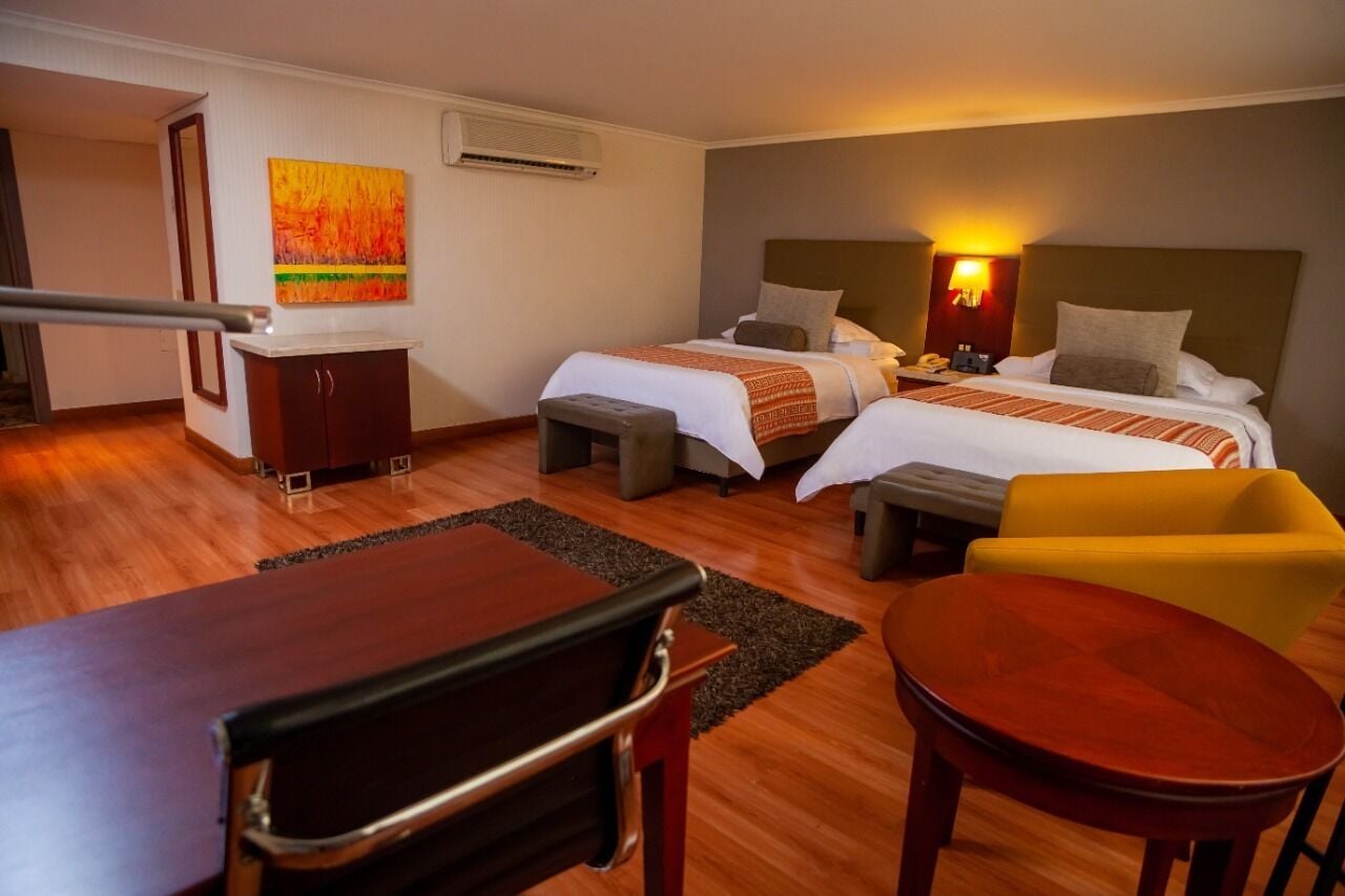 SUPERIOR, 2 DOUBLE BEDS