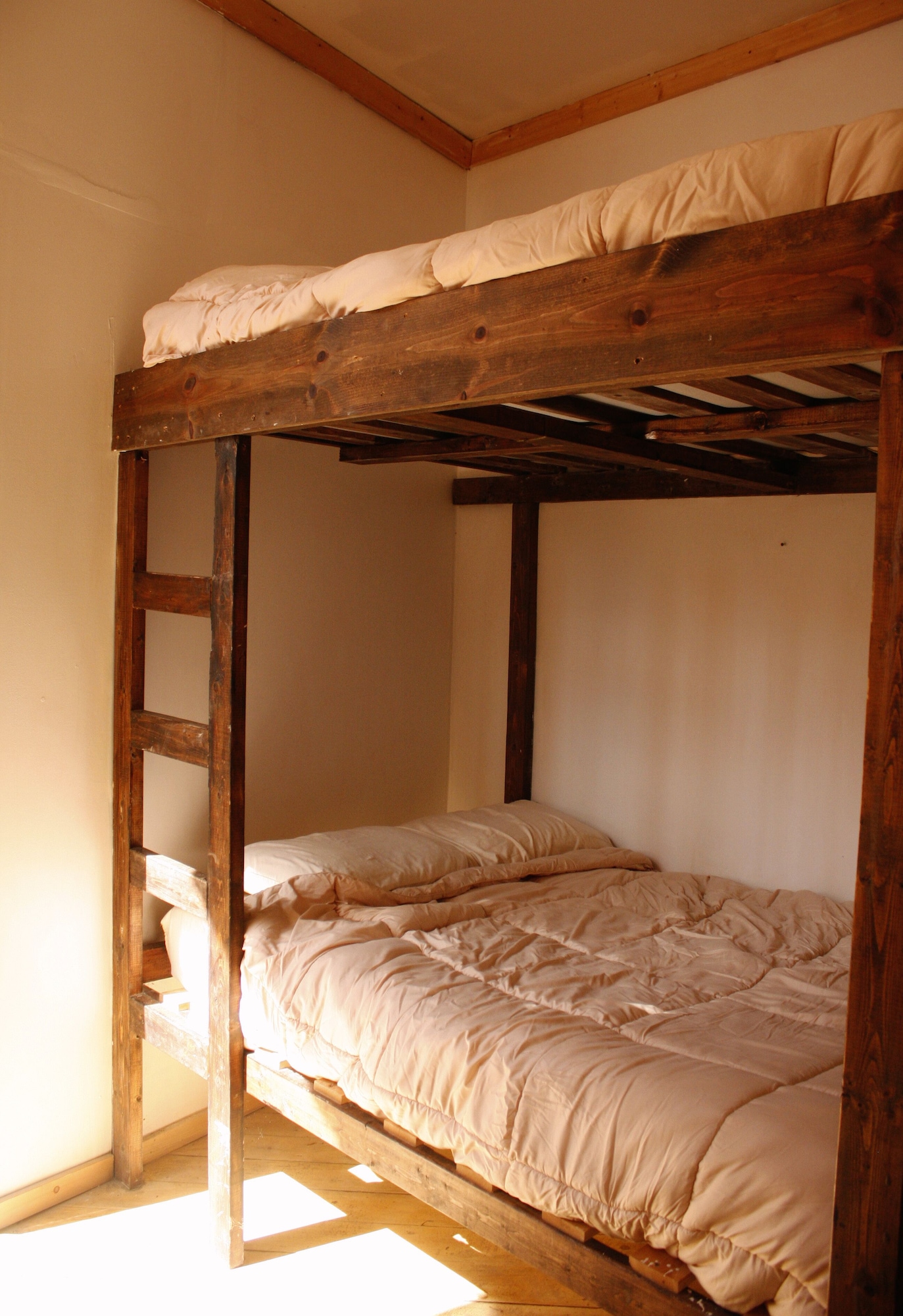 Room, 4 Beds, 2 Double Beds, Shared Bathroom