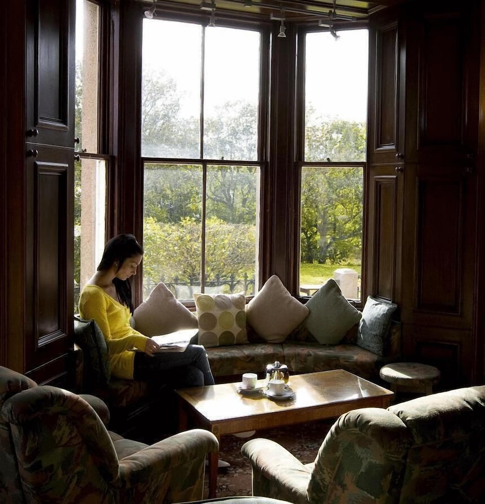 Kilmarnock Arms Hotel 24/30