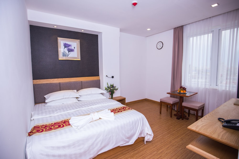 Orussey One Hotel Apartment 8/71