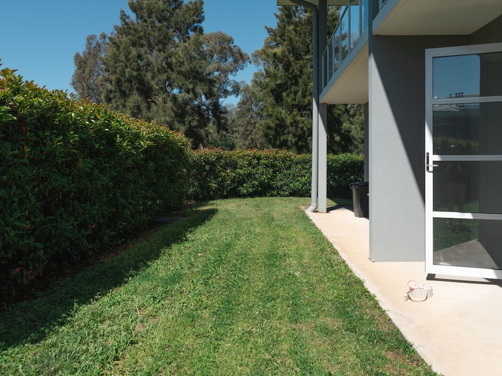ABODE NARRABUNDAH 65/71