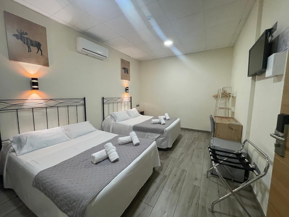 Hostal Balmes Centro 20/50