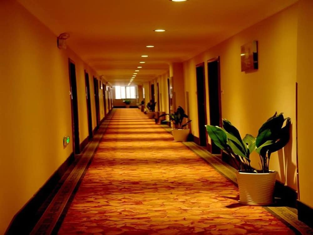 GREENTREE INN JIANGSU HUAIAN ECONOMIC DEVELOPMENT ZONE HECHANG ROAD BUSINESS HOTEL 40/52