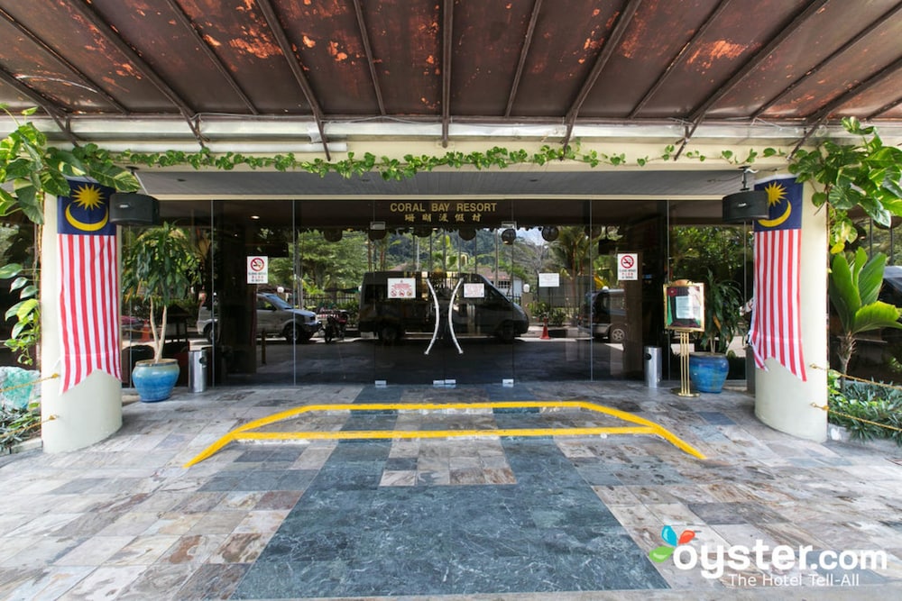 Coral Bay Resort 56/63