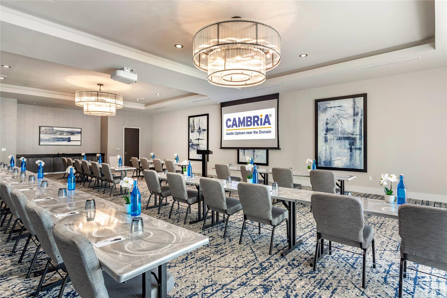 Cambria Hotel Austin Uptown near the Domain 13/17