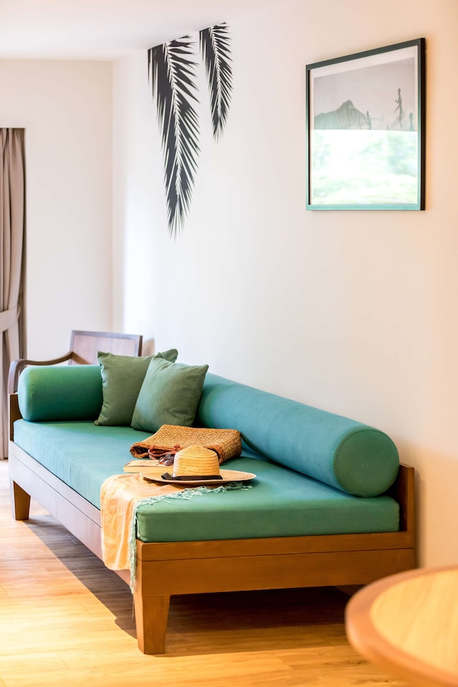 Outrigger Khao Lak Beach Resort 31/50