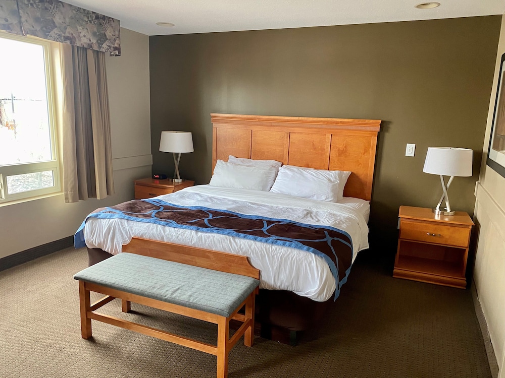 Super 8 by Wyndham Edmonton South 11/45