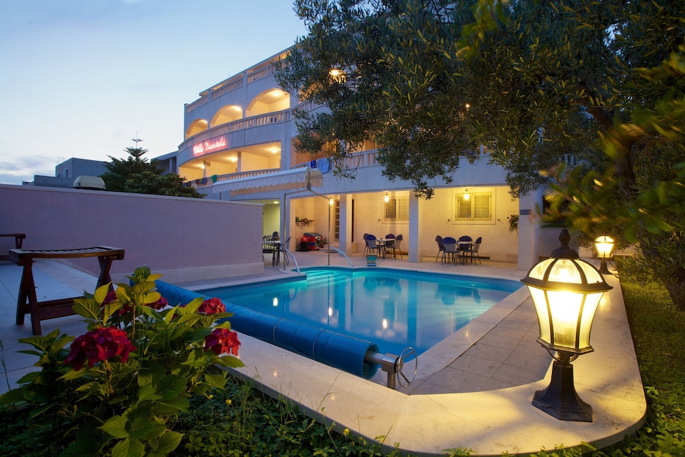 Villa Daniela 63/67
