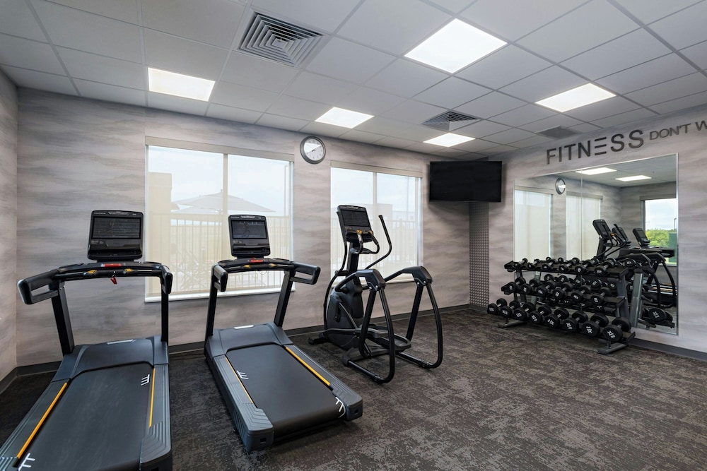 Fairfield Inn & Suites Fort Worth Alliance Airport 6/18