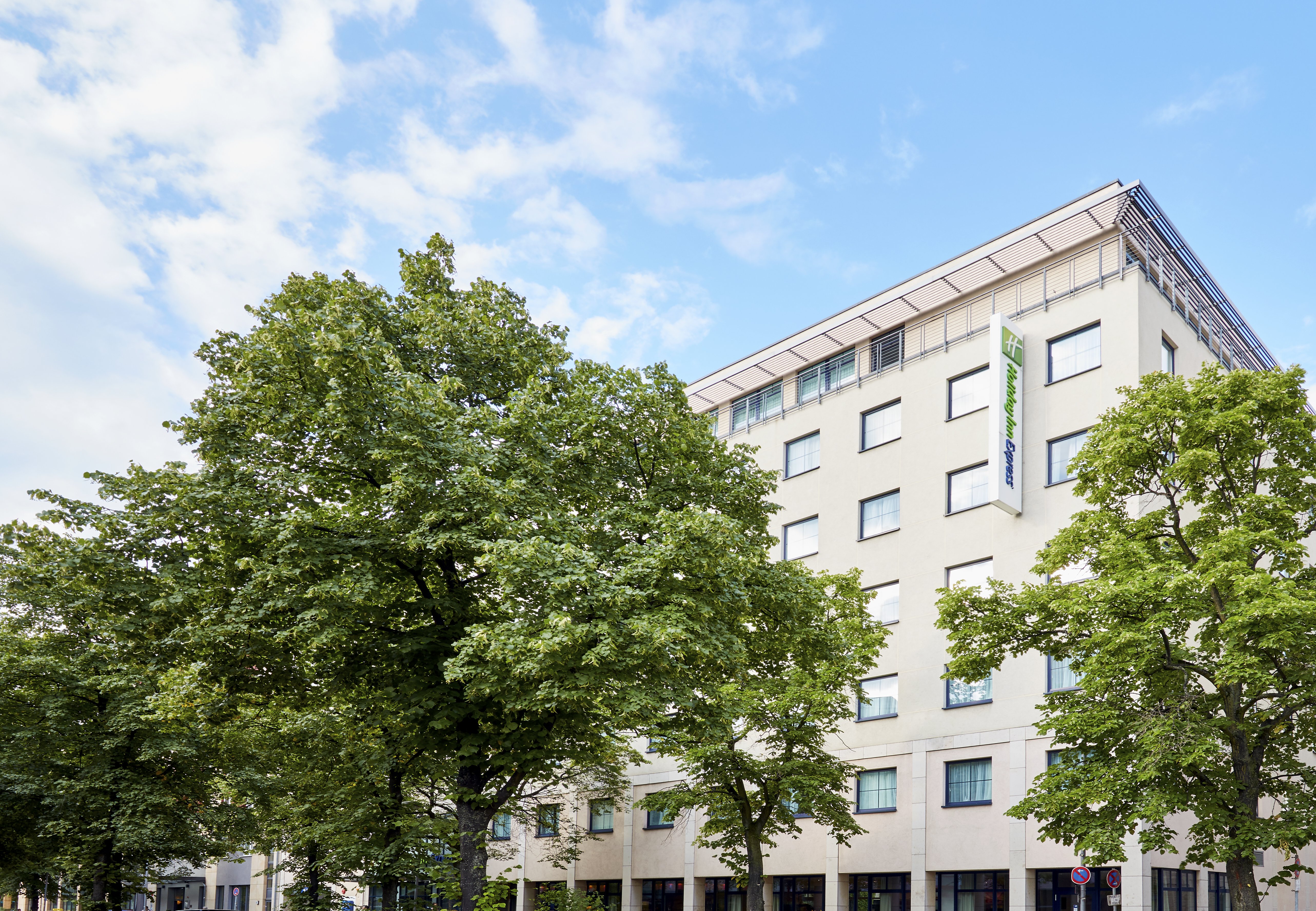 HOLIDAY INN EXPRESS BERLIN CITY CENTRE 10/52