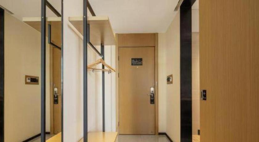 City Convenience Inn Guilin Center Department Store 28/44