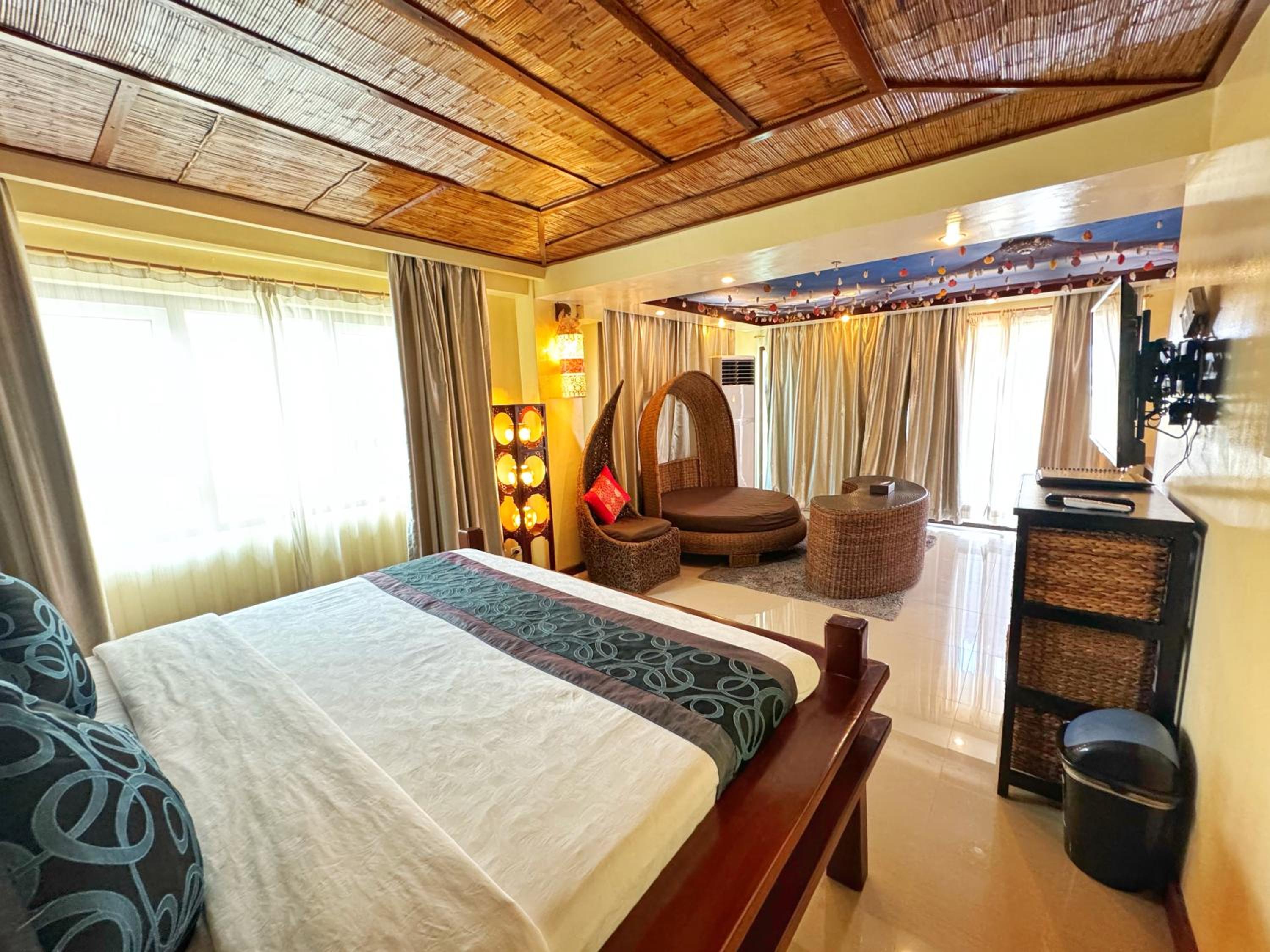 Garden, Coral, Suite, Ocean View