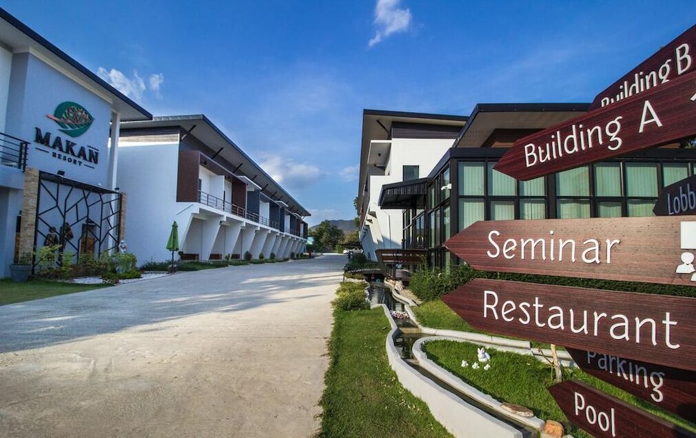 Makan Resort 38/43