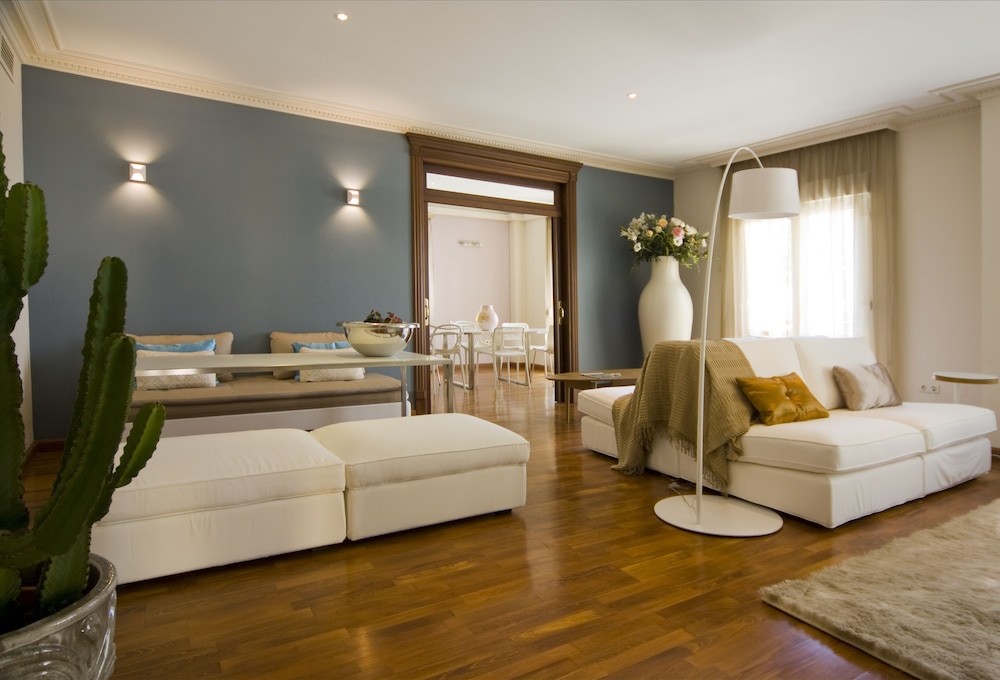 Villa Lorena Malaga 54/72