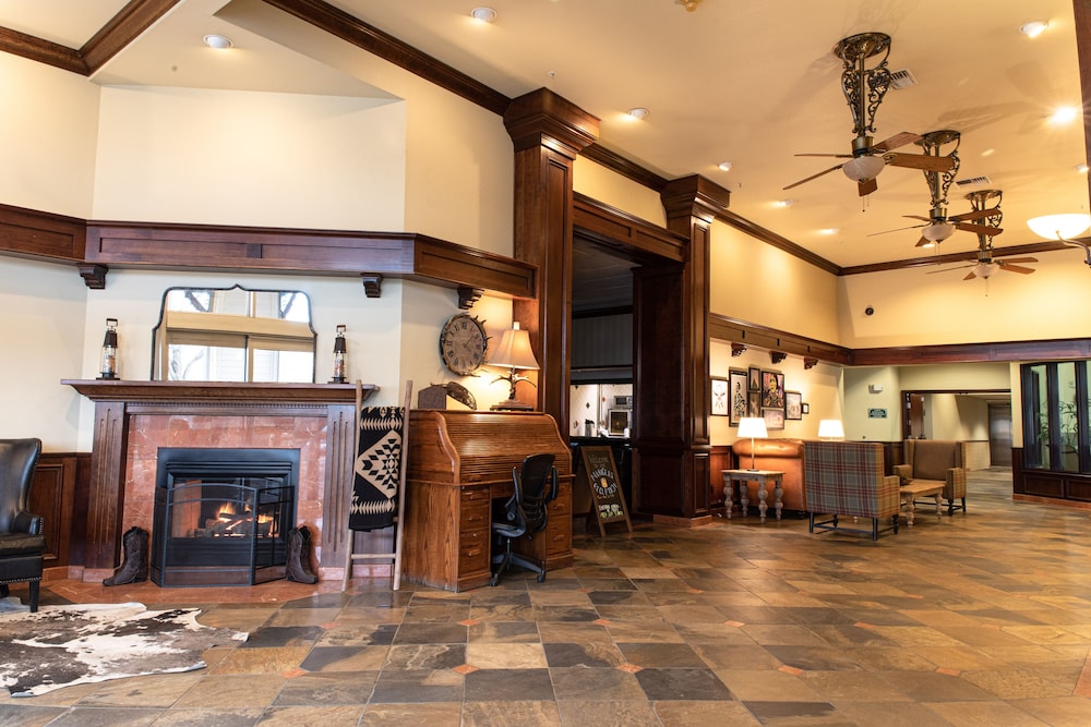 Oxford Suites Pendleton 6/54