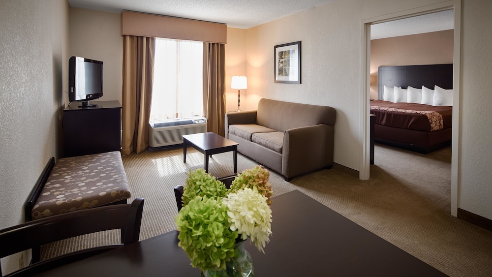 Best Western Suites Columbus 24/35