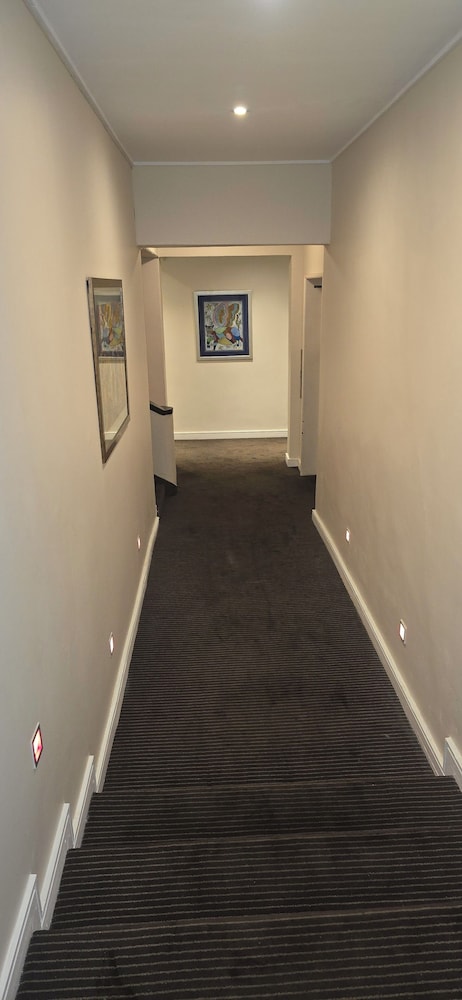 Ascot Boutique Hotel 9/55