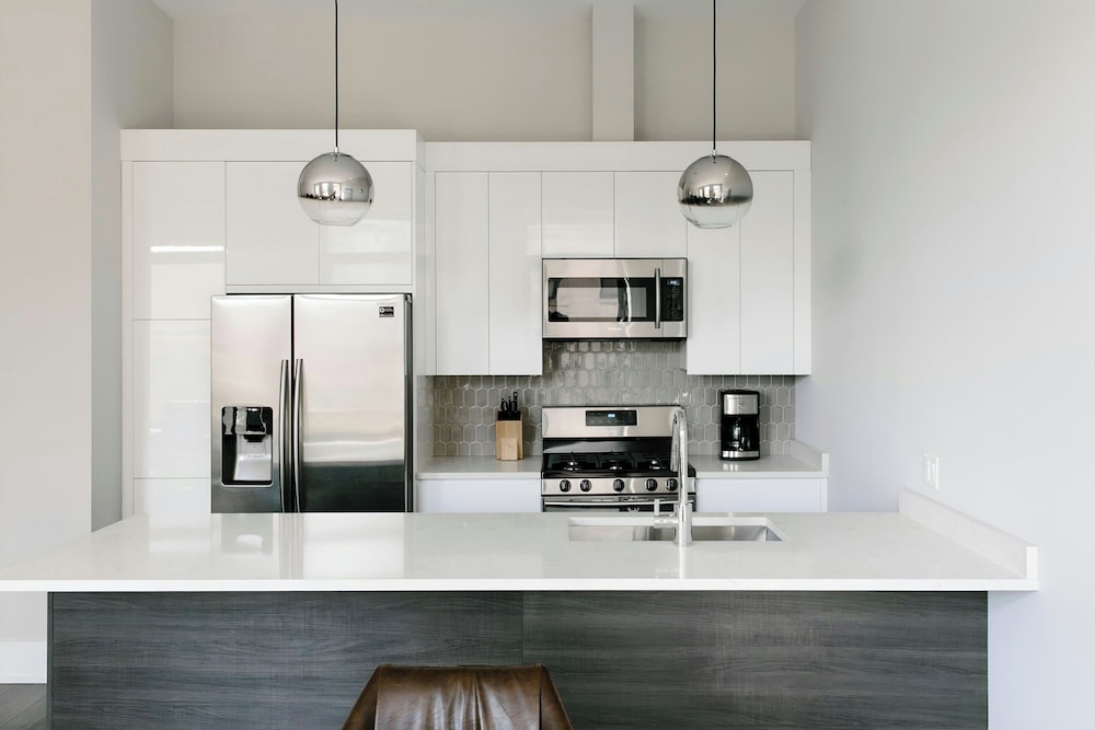 Sonder by Marriott Bonvoy Greektown Apartments image