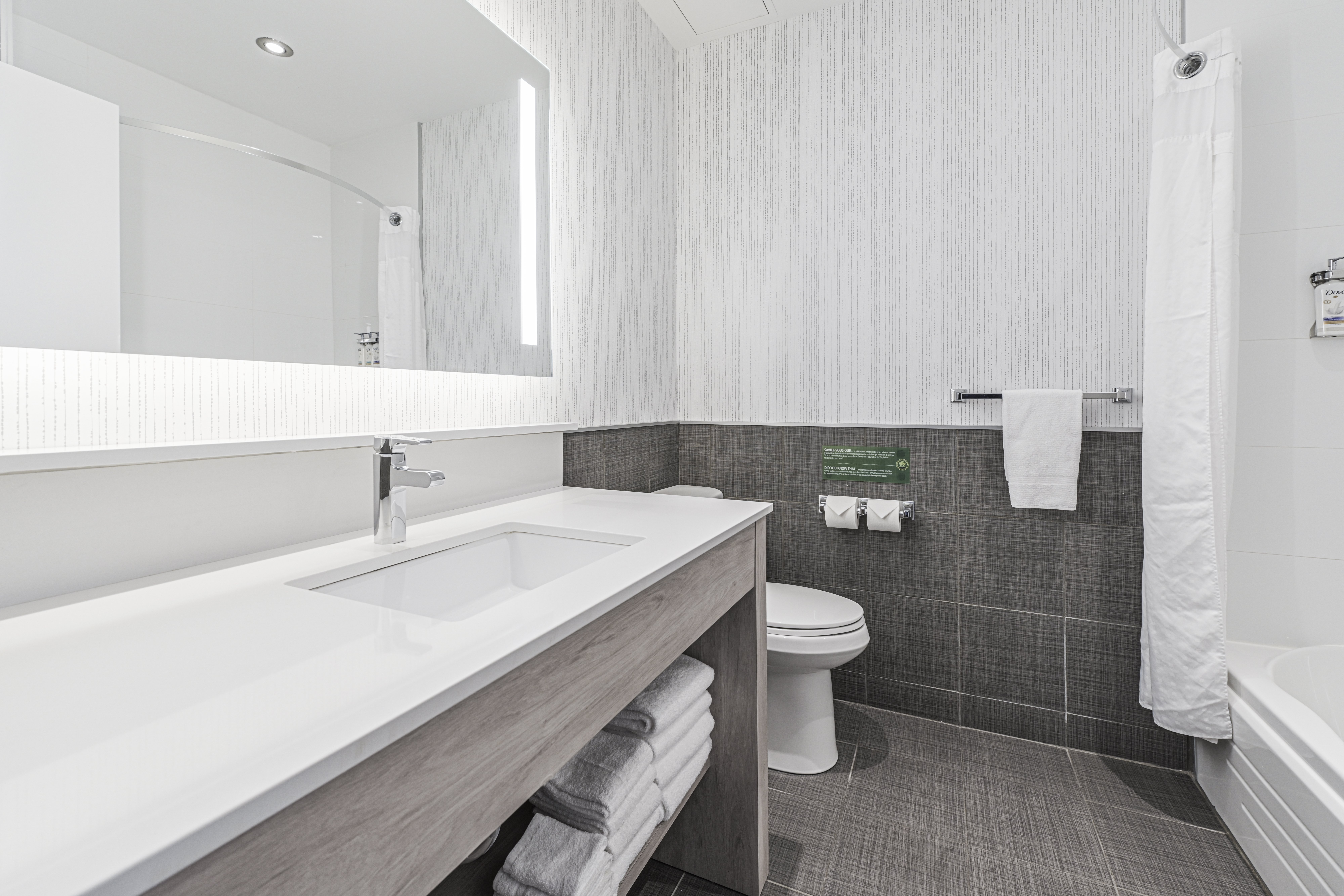Holiday Inn Saint Hyacinthe 72/74
