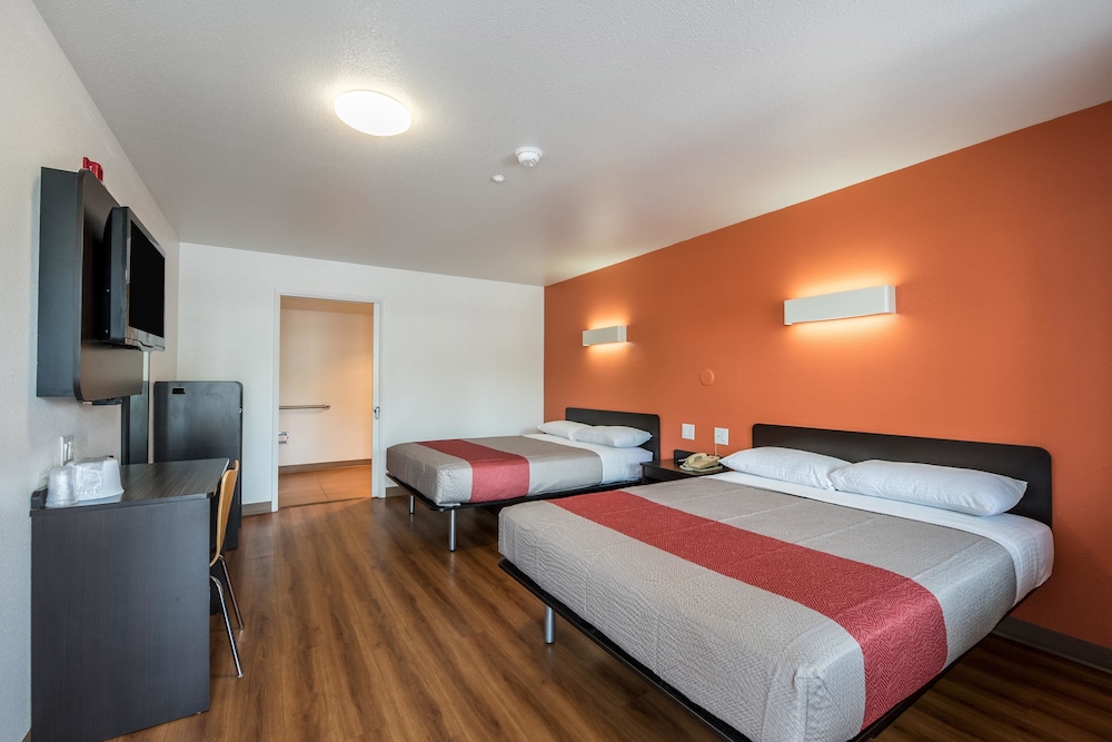Motel6 Fallon, NV 14/46