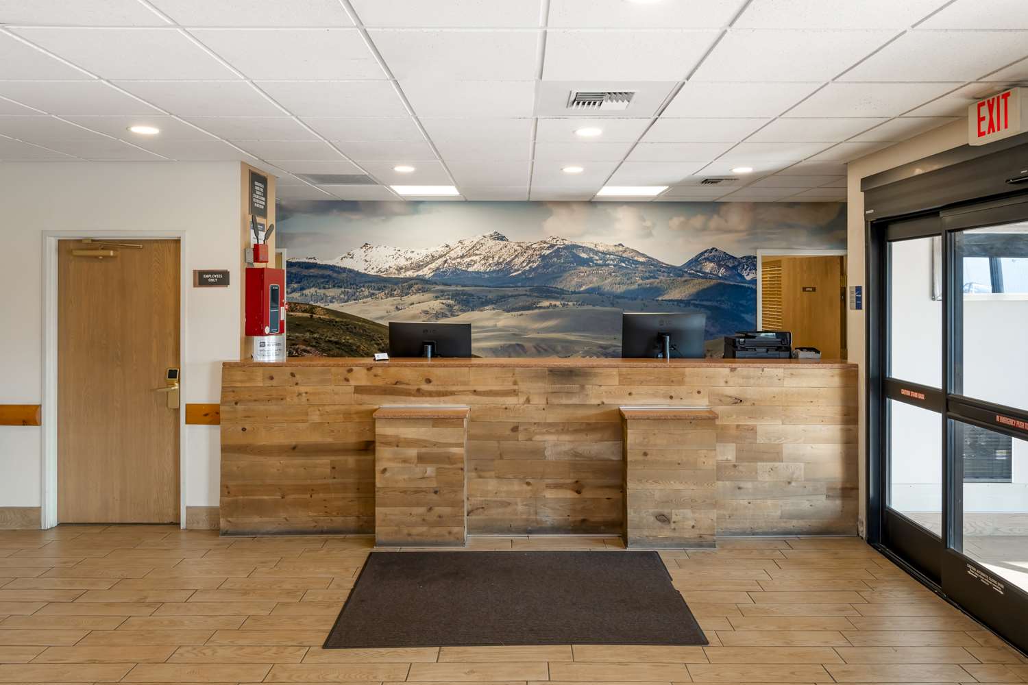 Best Western Yellowstone Crossing 4/43
