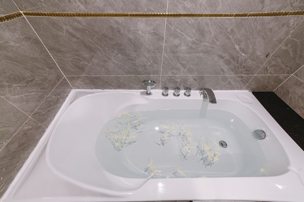 Minh Tam Phu Nhuan Hotel and Spa 48/50