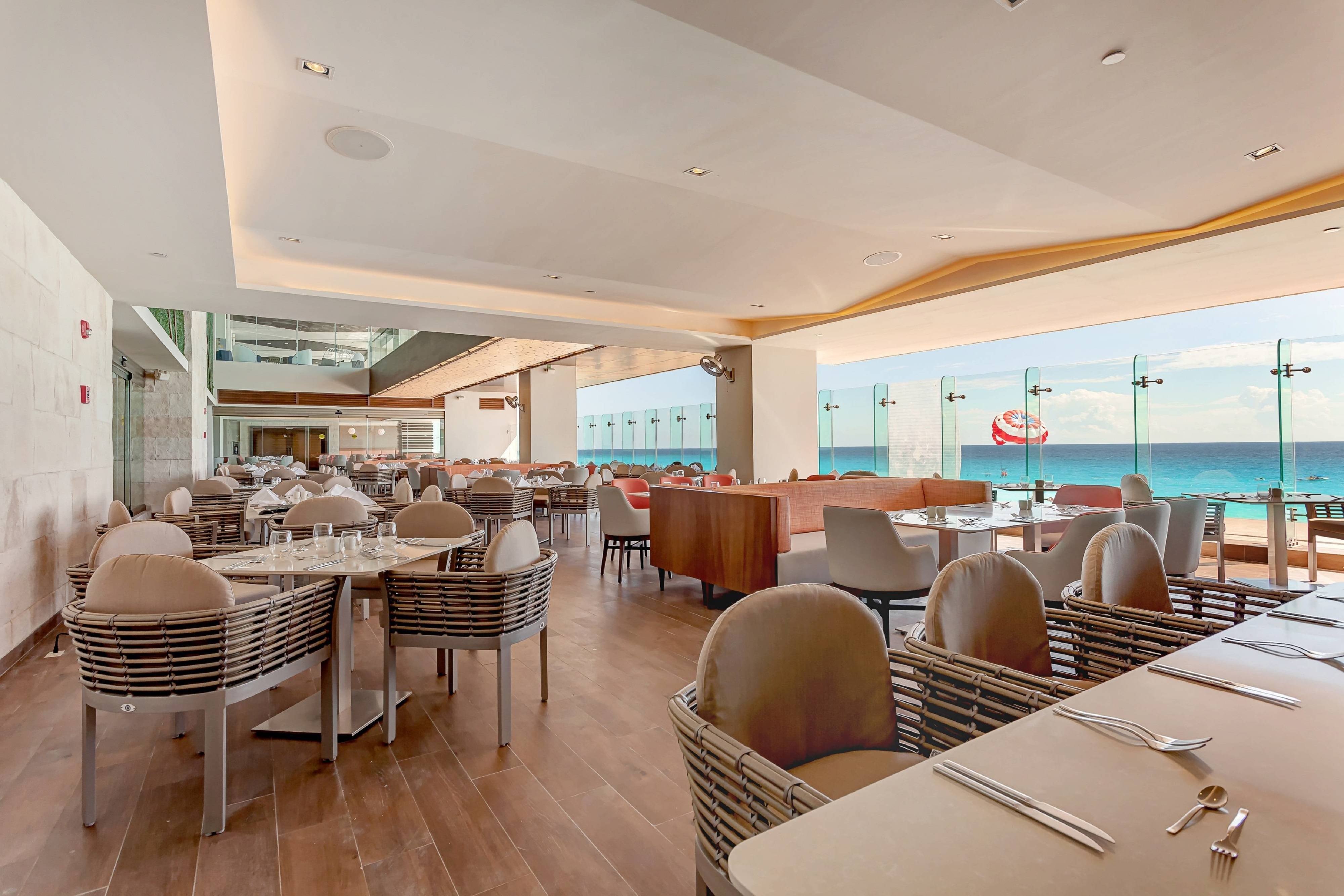 Royalton CHIC Cancun, An Autograph Collection (ex Royalton Cancun) 43/71