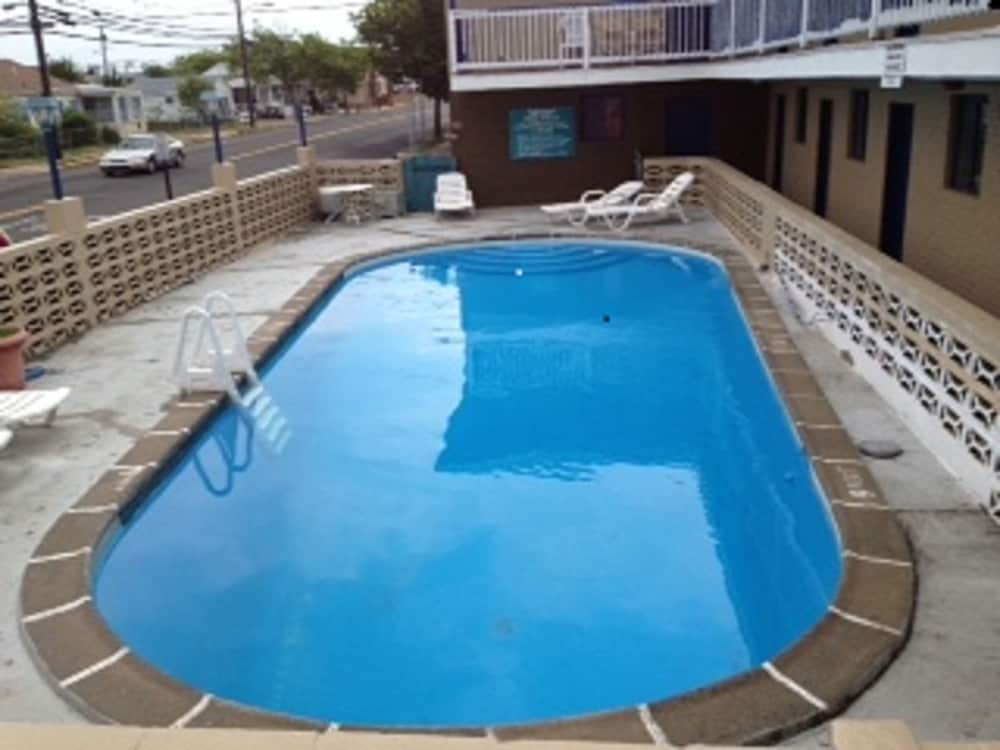 Atlantic Inn 22/34