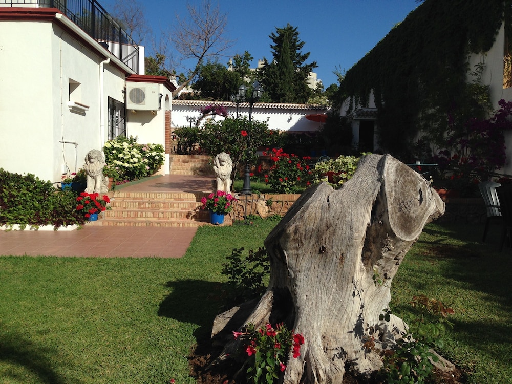 Hotel Carmen Teresa 18/72