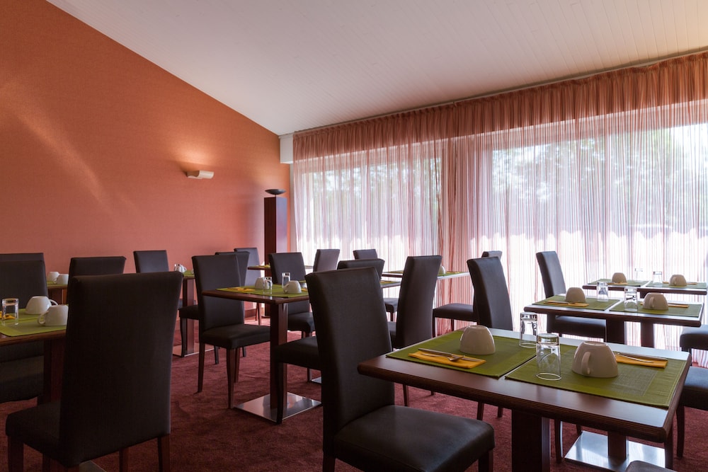 Hotel The Originals du Beryl Lons-le-Saunier - Restaurant Le Loft 15/21