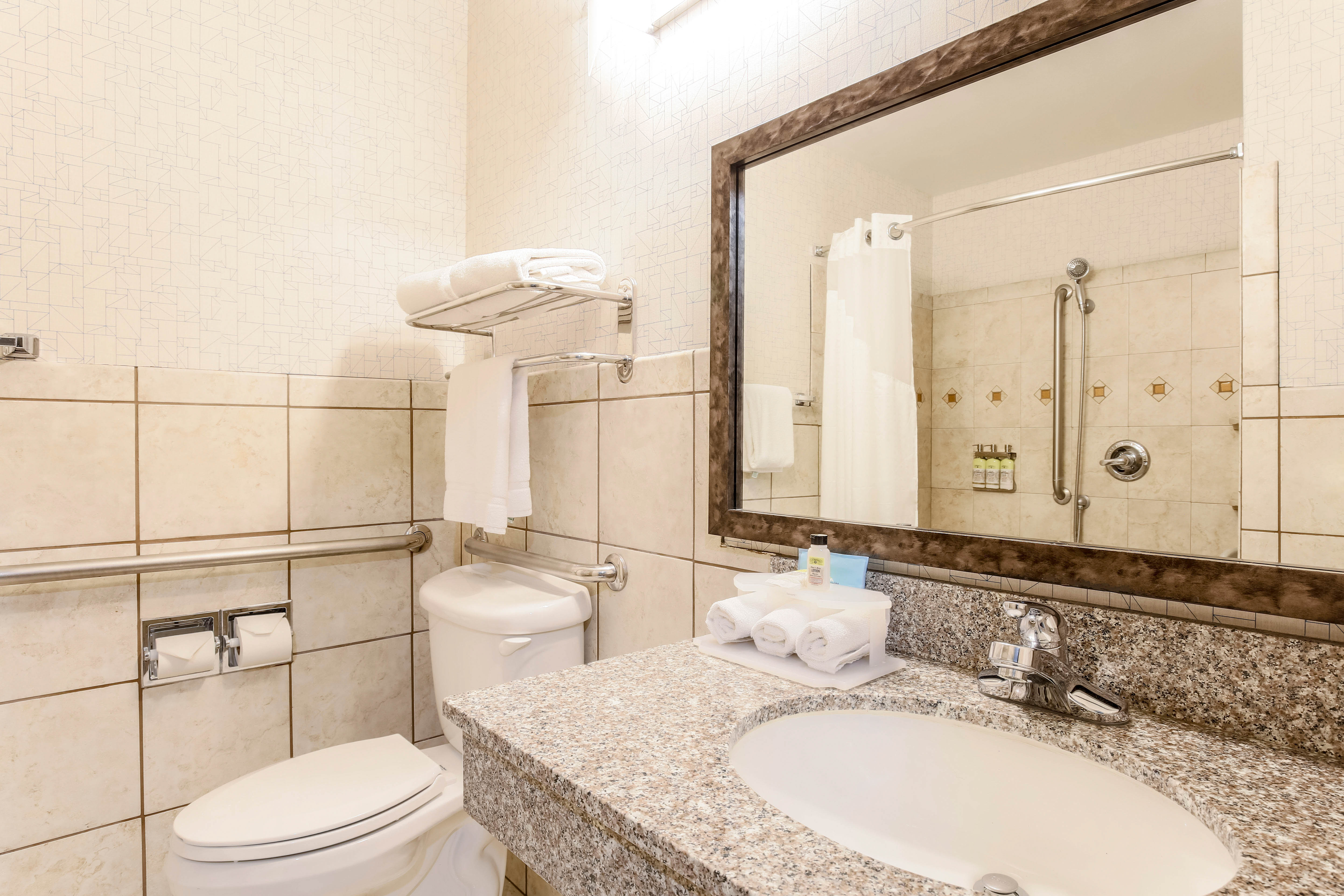 Suite, King Bed