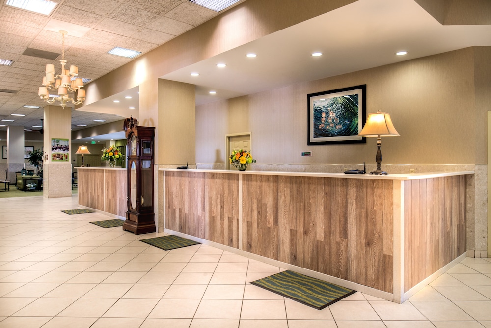 Grand Hotel Ocean City Oceanfront 9/63