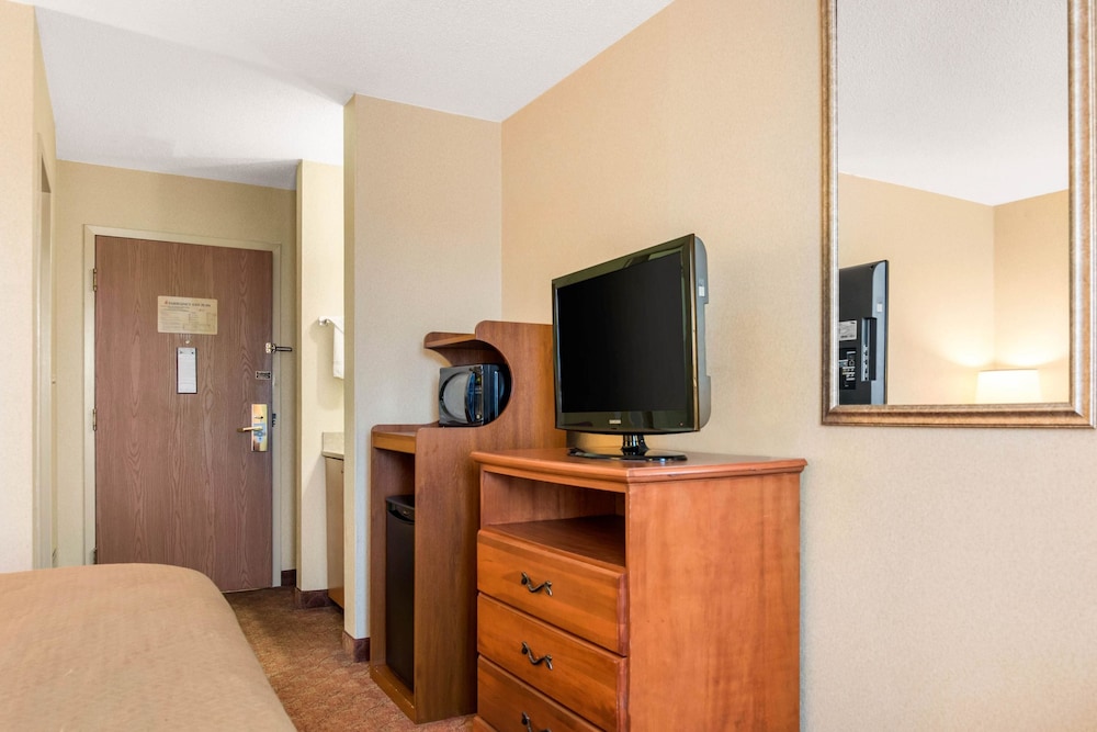 Quality Inn At Bangor Mall 29/36
