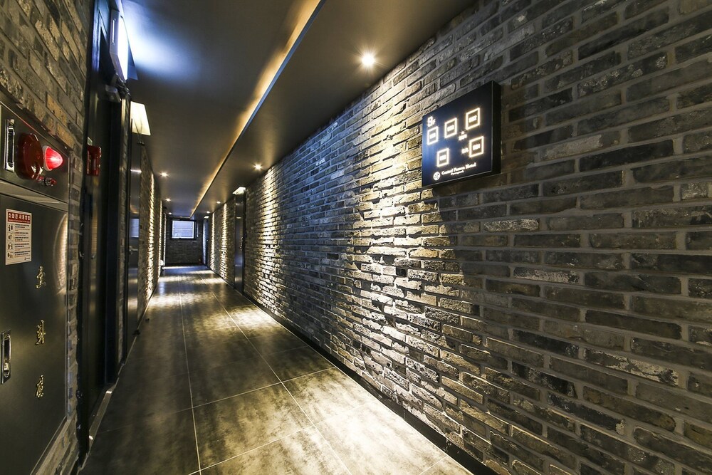 Central Person Hotel Pyeongtaek 24/33