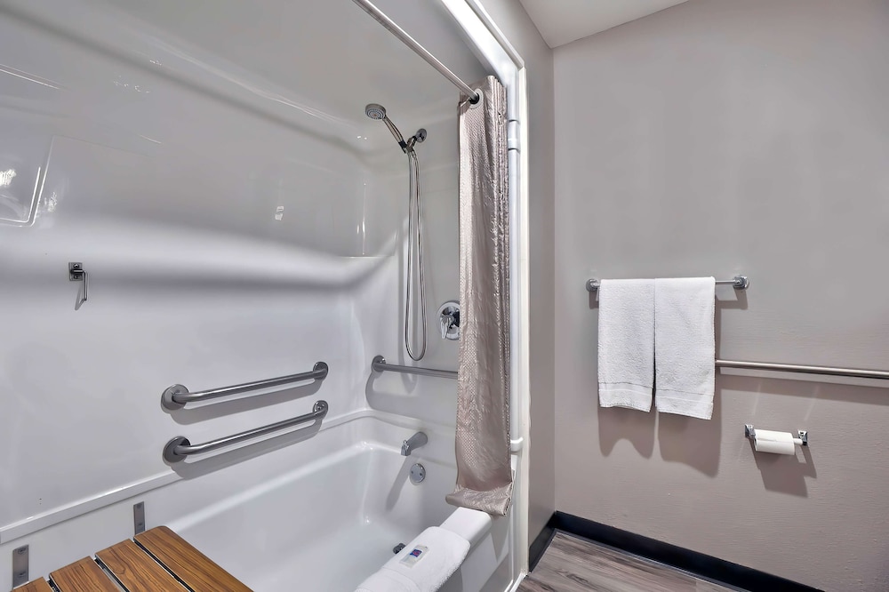 Motel6 Benbrook, TX - Fort Worth 38/38