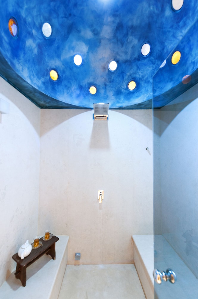 Allegory Boutique Hotel 75/100