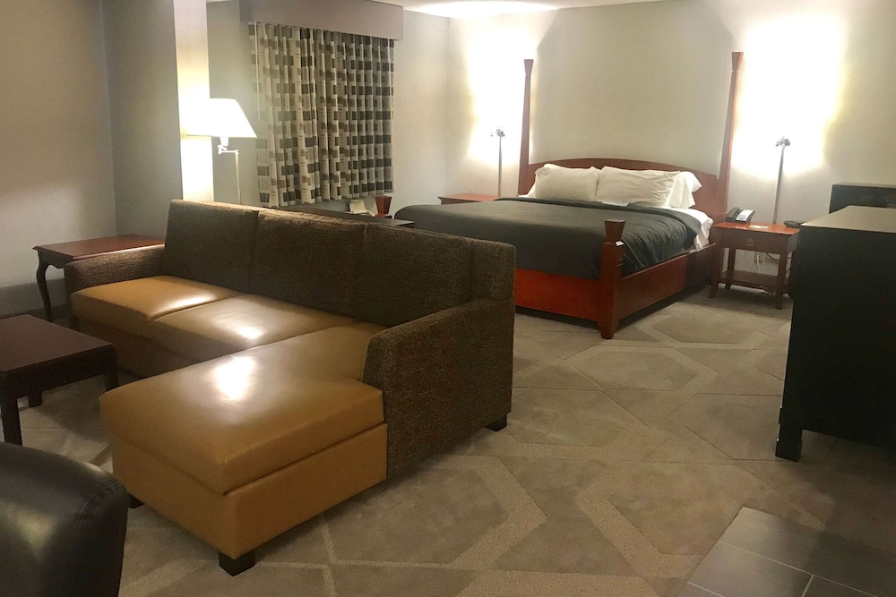Days Inn by Wyndham Conneaut 28/47