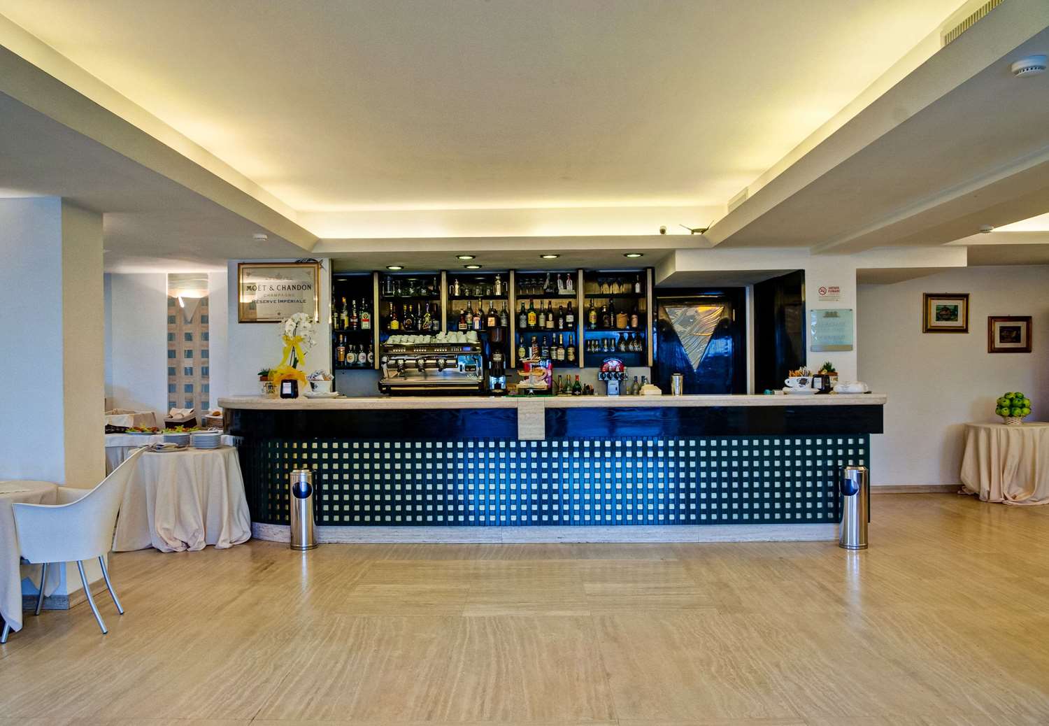 Hotel Europa 6/24
