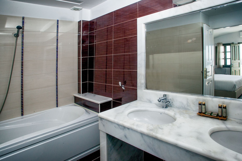 Amity Suites - Adults Only 39/40