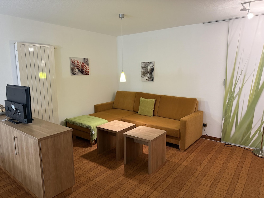 Residenzhotel Stuttgart Airport, Sure Hotel Collection by BW 37/61